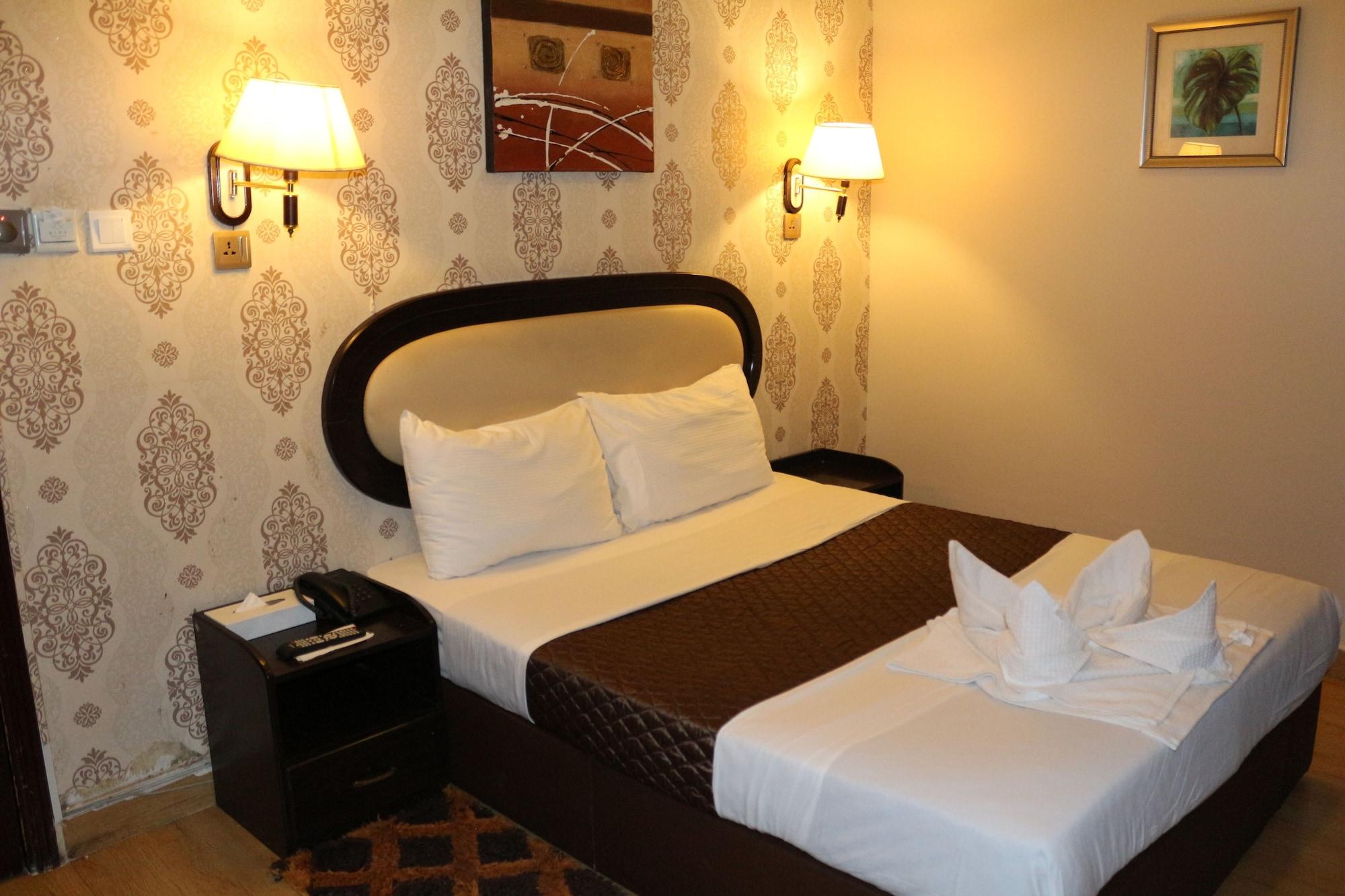 Grand Sina Hotel Дубай Екстериор снимка