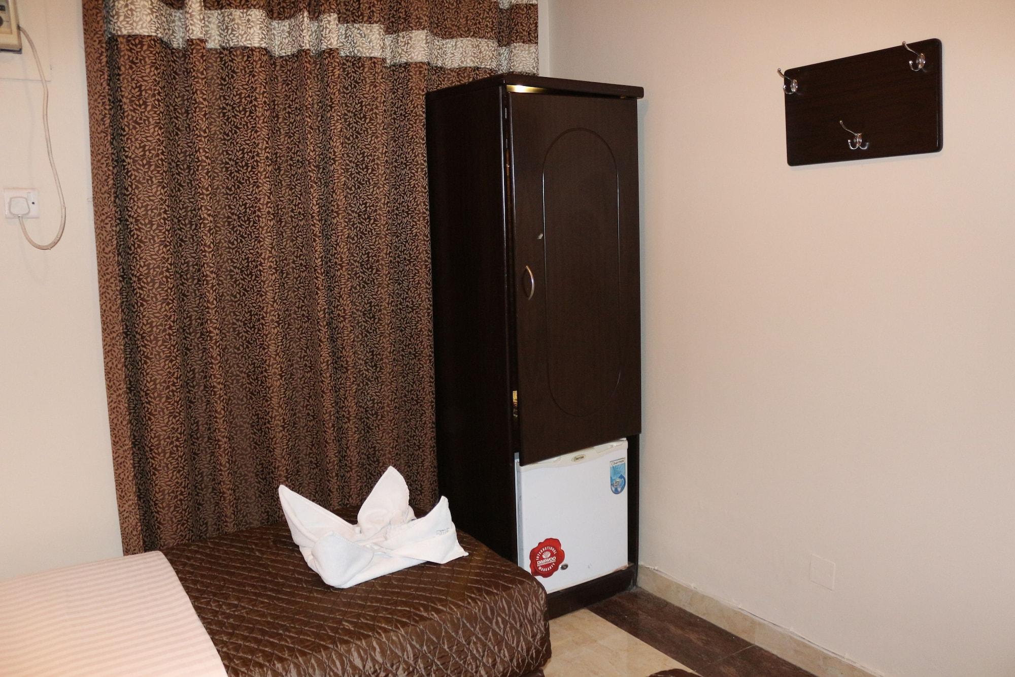 Grand Sina Hotel Дубай Екстериор снимка