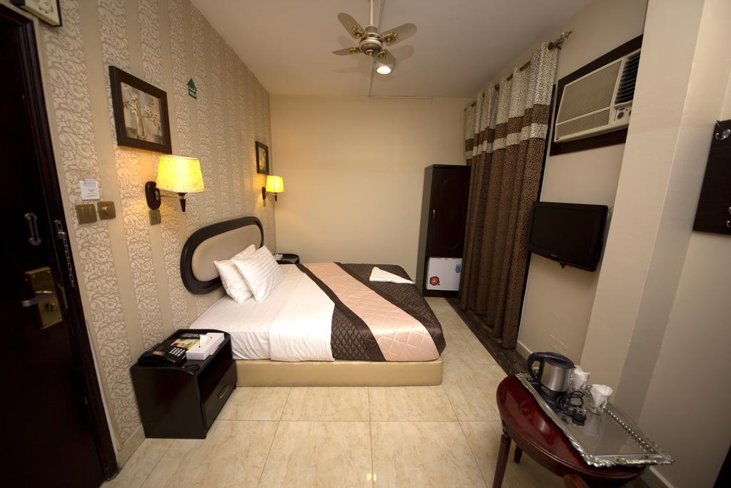 Grand Sina Hotel Дубай Екстериор снимка