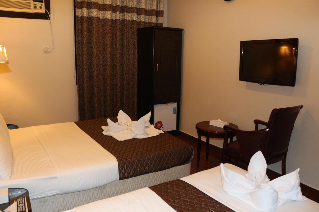 Grand Sina Hotel Дубай Екстериор снимка