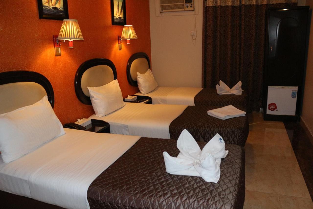 Grand Sina Hotel Дубай Екстериор снимка