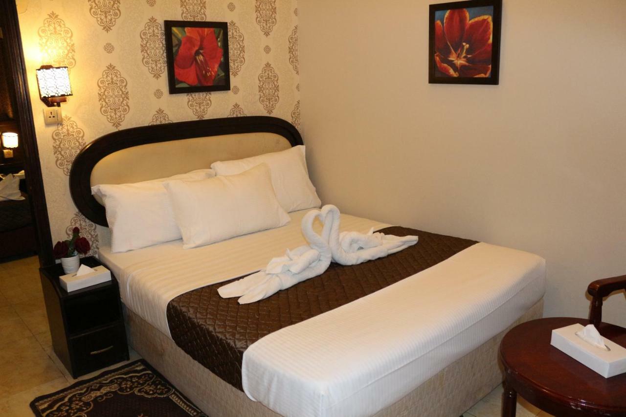 Grand Sina Hotel Дубай Екстериор снимка